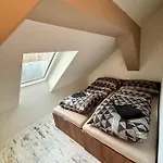Kuriózum Vendégház