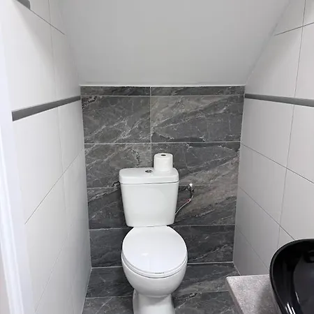 Kuriozum Vendeghaz Gæstehus Szeged